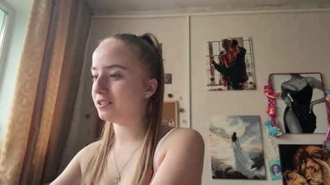 Karina online show from 04/24/26, 03:03