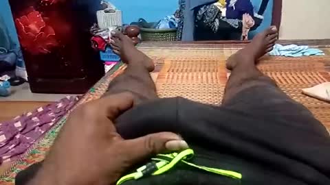 Snapshot of tamil_boy_20 chatting on 11/23/25, 05:57 Tamil fucker online show from 11/23/25, 05:57