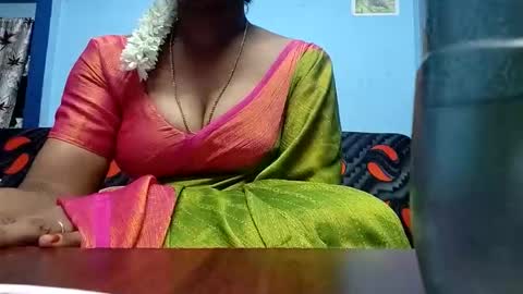 Snapshot of tamilmadhi520 chatting on 04/19/26, 06:10 tamilmadhi520 online show from 04/19/26, 06:10