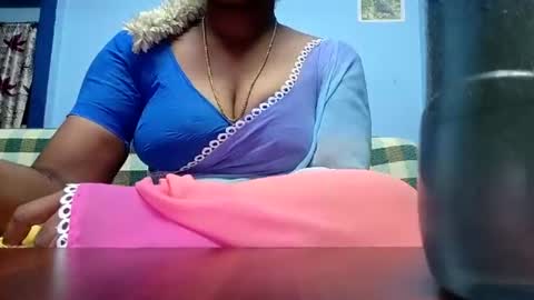 Snapshot of tamilmadhi520 chatting on 06/22/26, 06:05 tamilmadhi520 online show from 06/22/26, 06:05