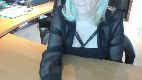 Snapshot of tammy4camfun chatting on 01/16/26, 09:02 Tammy online show from 01/16/26, 09:02