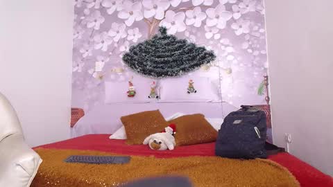 Snapshot of tammy_25_ chatting on 12/15/25, 01:15 TAMMY online show from 12/15/25, 01:15