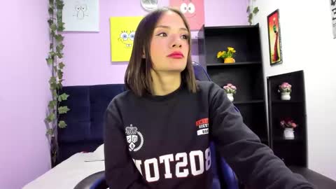 Snapshot of tammy_thompson_ chatting on 10/08/25, 01:42 tammy_thompson_ online show from 10/08/25, 01:42