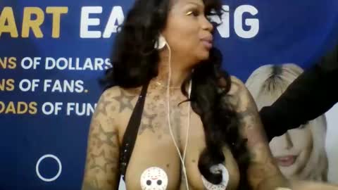 Snapshot of tammygold chatting on 10/25/25, 05:19 Tammygold online show from 10/25/25, 05:19