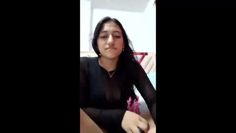 Snapshot of tammys4 chatting on 12/17/25, 01:00 tammys4 online show from 12/17/25, 01:00