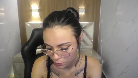 Snapshot of tamy_b_ chatting on 03/07/26, 03:47 tamy online show from 03/07/26, 03:47