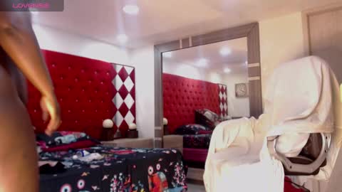 Snapshot of tamyjhonson chatting on 02/19/25, 06:43 Tamy Jhonson online show from 02/19/25, 06:43