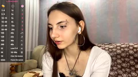 Snapshot of tandradekoning chatting on 03/27/26, 04:18 Alice online show from 03/27/26, 04:18