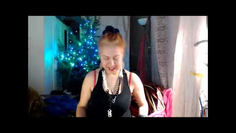 Milena online show from 01/01/25, 01:16