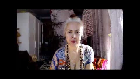 Milena online show from 09/10/25, 03:06