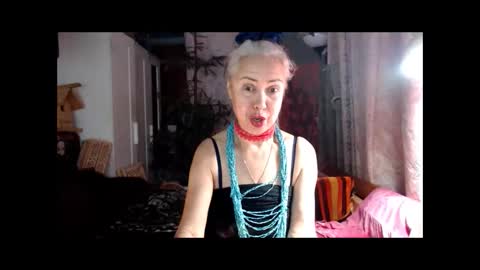 Milena online show from 09/29/25, 01:44