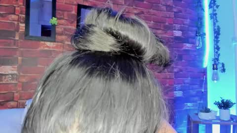 tania06 online show from 09/09/25, 01:38