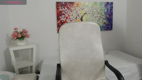 Tania  online show from 05/26/26, 07:10