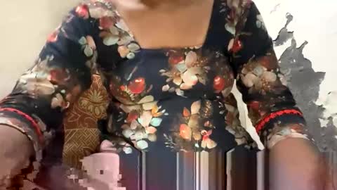 taniya_roy4628 online show from 05/19/26, 05:36
