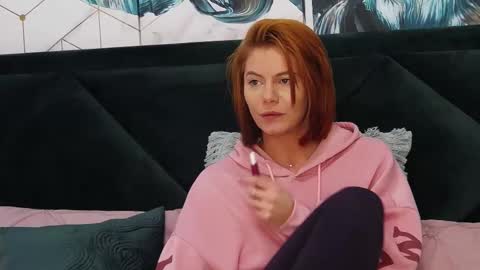 Snapshot of taniyagrey chatting on 02/13/25, 10:55 tanyaGrey online show from 02/13/25, 10:55