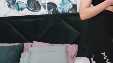 Snapshot of taniyagrey chatting on 02/14/25, 11:31 tanyaGrey online show from 02/14/25, 11:31