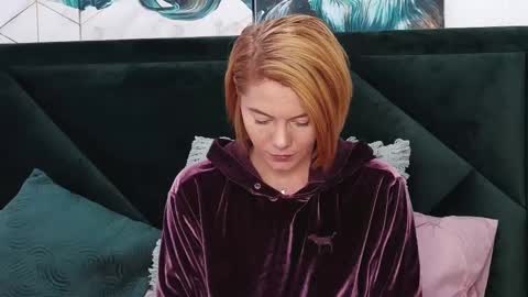 Snapshot of taniyagrey chatting on 03/07/25, 09:18 tanyaGrey online show from 03/07/25, 09:18