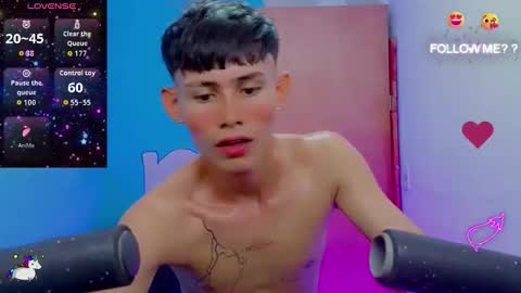Snapshot of tanjiro_cute chatting on 06/09/26, 02:34 Andres online show from 06/09/26, 02:34