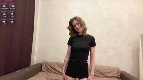 Mia online show from 03/27/26, 01:22