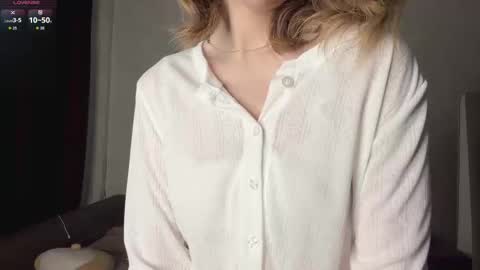 Mia online show from 03/30/26, 01:17