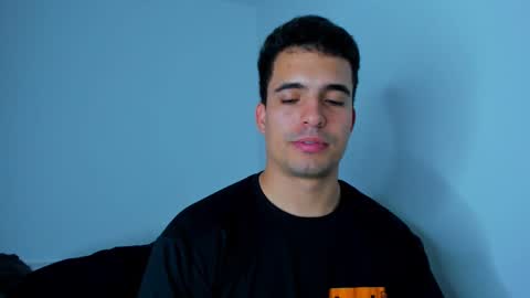 Snapshot of tanner_hard_ chatting on 01/17/25, 10:12 Tanner Jose online show from 01/17/25, 10:12