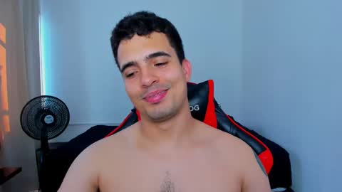 Snapshot of tanner_hard_ chatting on 01/18/25, 07:58 Tanner Jose online show from 01/18/25, 07:58