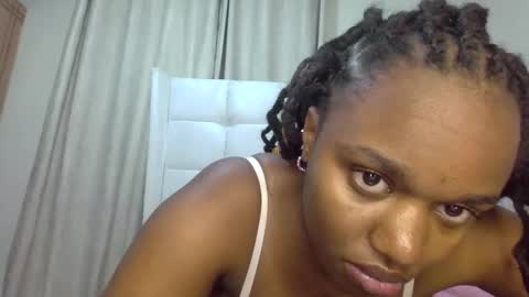 tania online show from 03/01/25, 02:26