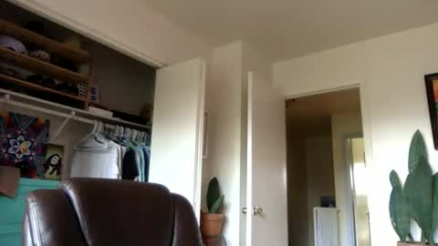 Dr. Love online show from 02/02/26, 04:38