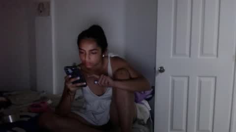 Snapshot of tantricroots chatting on 03/22/26, 12:14 Angeline Follow online show from 03/22/26, 12:14