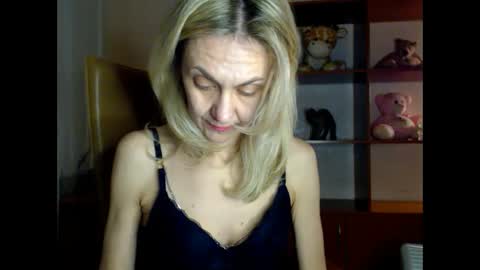 Snapshot of tanya6547 chatting on 12/25/24, 01:51 tanya online show from 12/25/24, 01:51