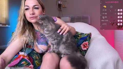 Snapshot of tanya_acid chatting on 03/11/26, 07:03 Tanya acid online show from 03/11/26, 07:03