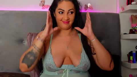 Tania online show from 10/11/25, 05:17