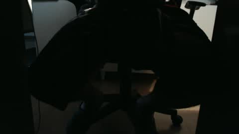 Snapshot of tap_b chatting on 04/27/26, 07:01 Patrick online show from 04/27/26, 07:01