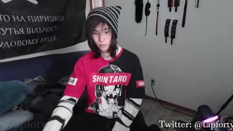 Snapshot of tap_forty chatting on 10/05/25, 11:46 tap_forty online show from 10/05/25, 11:46