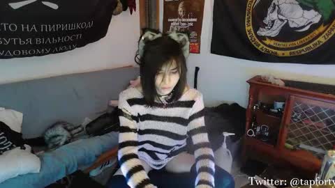 Snapshot of tap_forty chatting on 02/13/26, 01:23 tap_forty online show from 02/13/26, 01:23