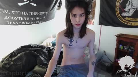 Snapshot of tap_forty chatting on 03/26/26, 08:14 tap_forty online show from 03/26/26, 08:14