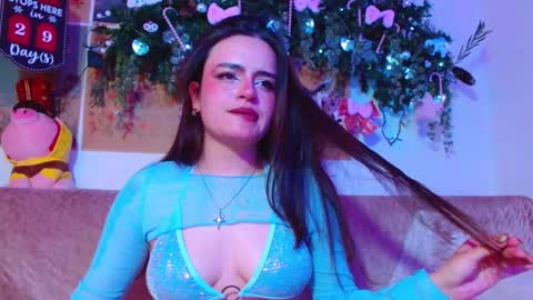    online show from 12/02/25, 02:06