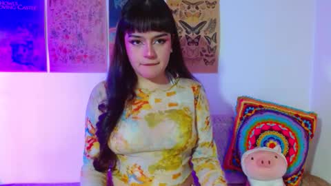 Snapshot of tara_hs chatting on 03/19/26, 02:26 online show from 03/19/26, 02:26