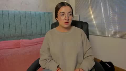 Tara  online show from 02/11/26, 12:10