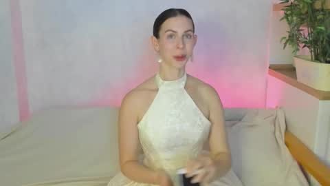 Snapshot of taraeastern chatting on 11/14/25, 08:40 Teresa online show from 11/14/25, 08:40