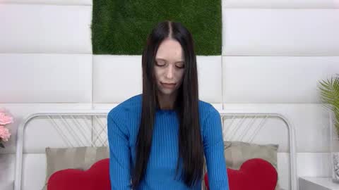 taraharriss online show from 09/19/25, 06:37