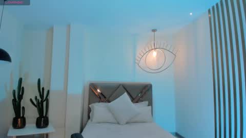 Tara Lawrence online show from 02/23/25, 05:29