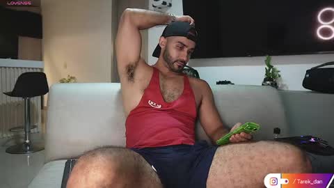 Snapshot of tarek_dan chatting on 05/06/26, 02:08 Tarek online show from 05/06/26, 02:08