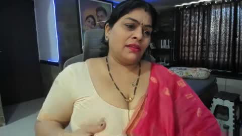 Snapshot of tarivishu23 chatting on 12/10/24, 04:45 tarivishu23 online show from 12/10/24, 04:45