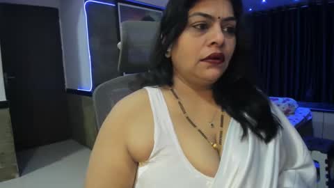 Snapshot of tarivishu23 chatting on 12/21/24, 12:42 tarivishu23 online show from 12/21/24, 12:42