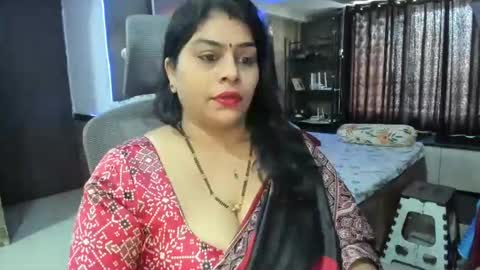 Snapshot of tarivishu23 chatting on 12/23/24, 05:06 tarivishu23 online show from 12/23/24, 05:06