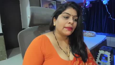 Snapshot of tarivishu23 chatting on 02/15/25, 02:55 tarivishu23 online show from 02/15/25, 02:55