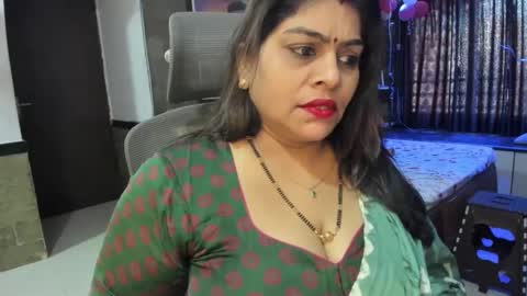 Snapshot of tarivishu23 chatting on 02/19/25, 04:34 tarivishu23 online show from 02/19/25, 04:34