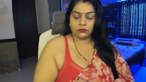 Snapshot of tarivishu23 chatting on 09/13/25, 02:11 tarivishu23 online show from 09/13/25, 02:11