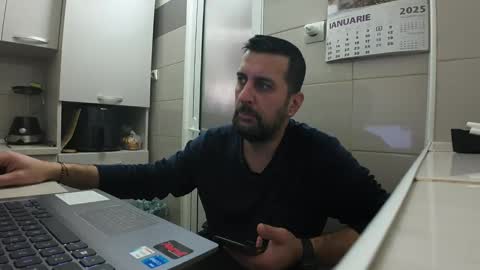 Snapshot of tarkan198 chatting on 01/07/25, 12:45 tarkan198 online show from 01/07/25, 12:45